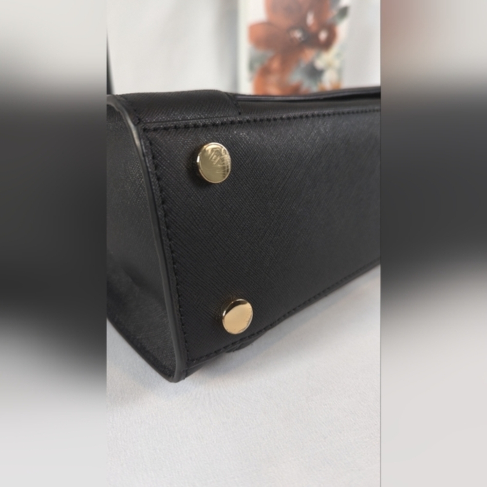 Michael Kors Essex Satchel Black Saffiano Leather Laptop Bag Briefcase Crossbody - Picture 6 of 16